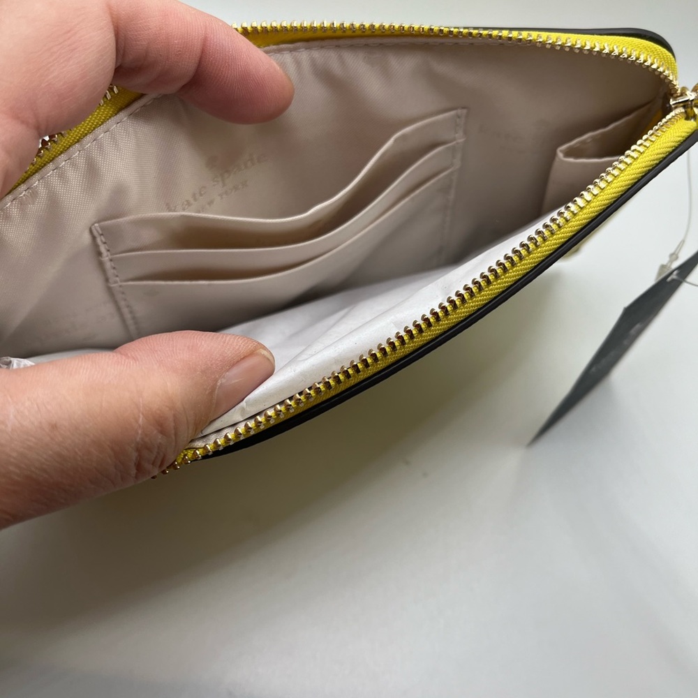 Kate Spade Lucy Medium L-Zip Saffiano Leather Wristlet in Lime Slice KD546 $139 - Picture 8 of 9